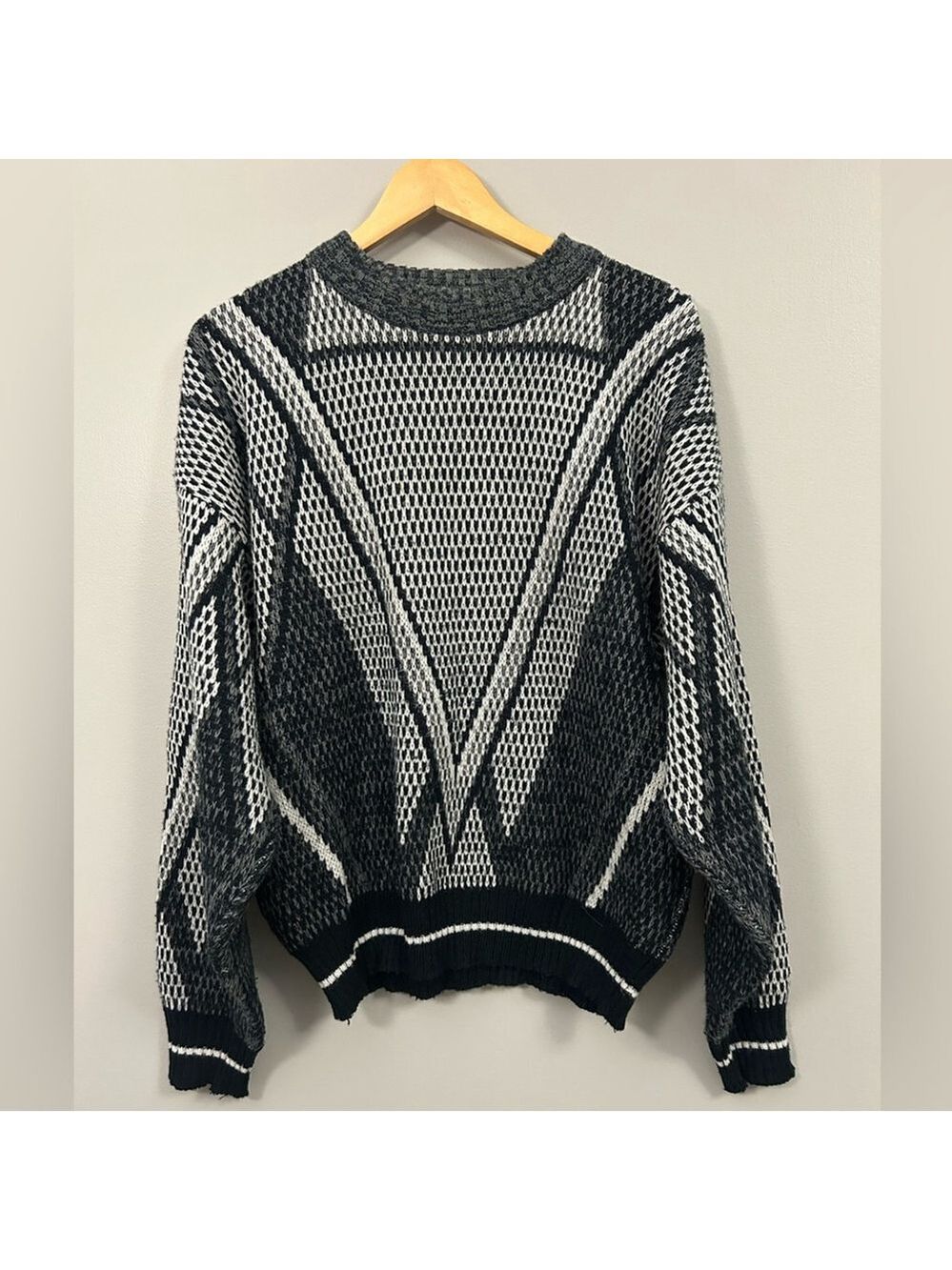 Barnaby Vintage 90’s Black and White Geometric Crewneck Sweater XL